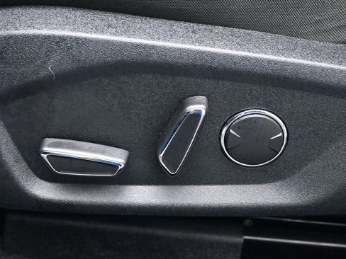 Certified 2019 Ford Fusion SE FWD image 10