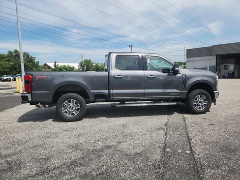 New 2026 Ford F250 Lariat w/ FX4 Off-Road Package AWD/4WD image 5