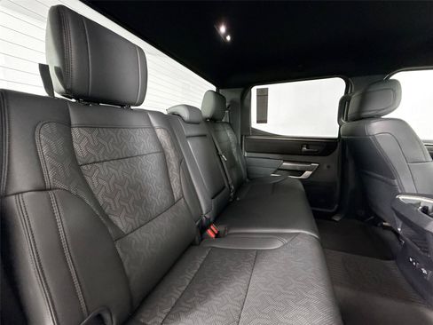 Certified 2025 Toyota Tundra SR5 w/ SR5 Premium Package AWD/4WD image 38