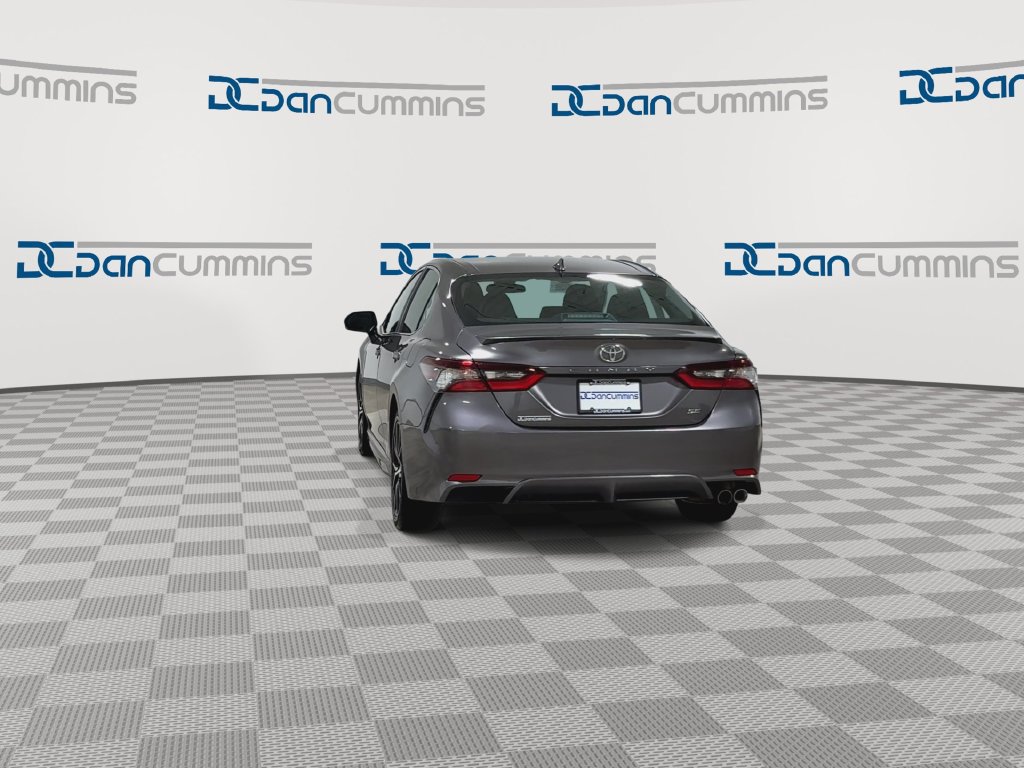 Used 2024 Toyota Camry SE FWD image 8