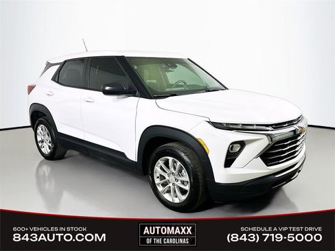 Used 2024 Chevrolet TrailBlazer LS w/ LS Convenience Package image 1
