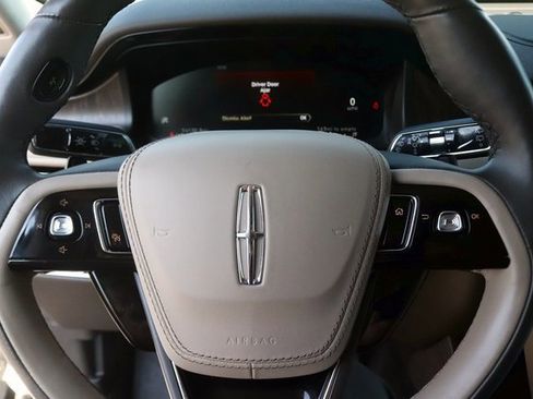 Used 2022 Lincoln Aviator Reserve w/ Equipment Group 201A image 19