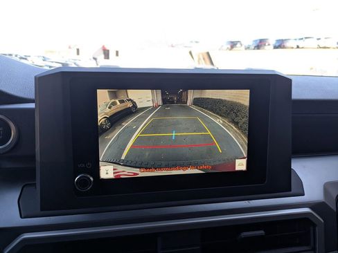 Used 2025 Toyota 4Runner SR5 image 17