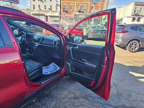 Used 2022 Kia Sportage Nightfall Edition w/ Nighfall AWD Premium Package image 11