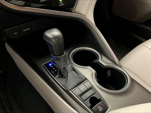 Used 2023 Toyota Camry SE image 35