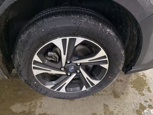 Used 2026 Subaru Crosstrek 2.0i Premium image 5