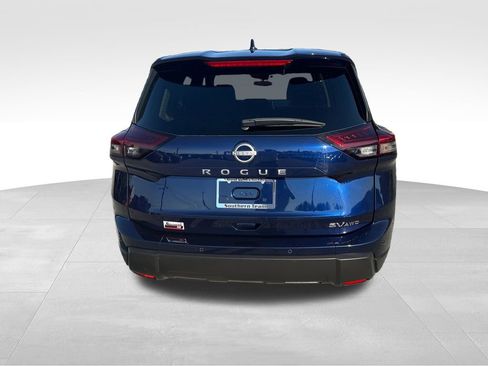 Used 2025 Nissan Rogue SV AWD/4WD image 5