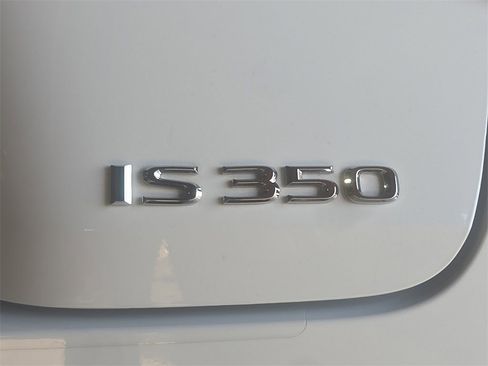 Used 2024 Lexus IS 350 F Sport image 9