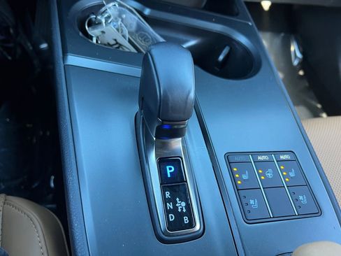 Certified 2025 Lexus UX 300h 300h Premium image 23