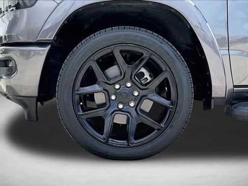 Used 2022 RAM 1500 Laramie RWD image 10