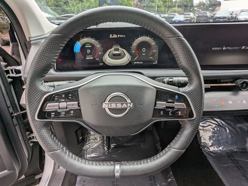Used 2023 Nissan Ariya FWD image 15