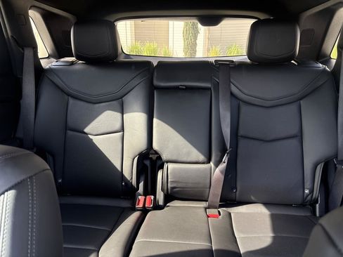 Used 2020 Cadillac XT5 Premium Luxury AWD/4WD image 16