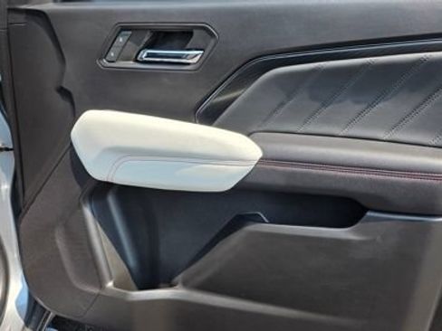 Used 2024 GMC Canyon AT4X AWD/4WD image 14