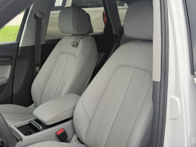 Used 2022 Audi Q5 2.0T Premium AWD/4WD image 15