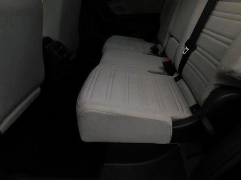 Used 2024 Volkswagen Tiguan S image 25