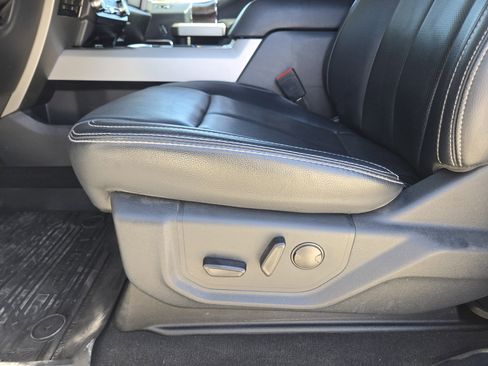 Certified 2022 Ford F250 Lariat w/ Lariat Value Package image 23