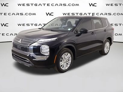 Used 2024 Mitsubishi Outlander ES