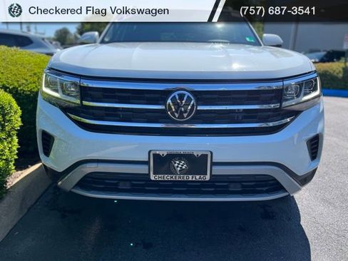 Used 2023 Volkswagen Atlas Cross Sport SE AWD/4WD image 13