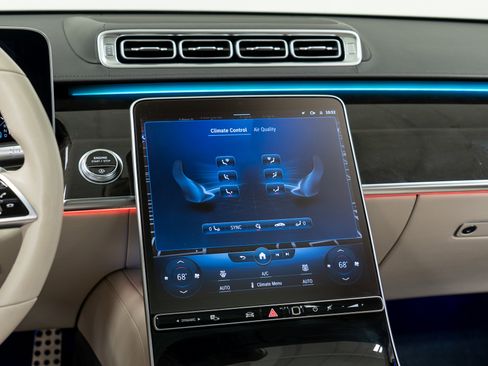 Certified 2023 Mercedes-Benz S 500 4MATIC image 19