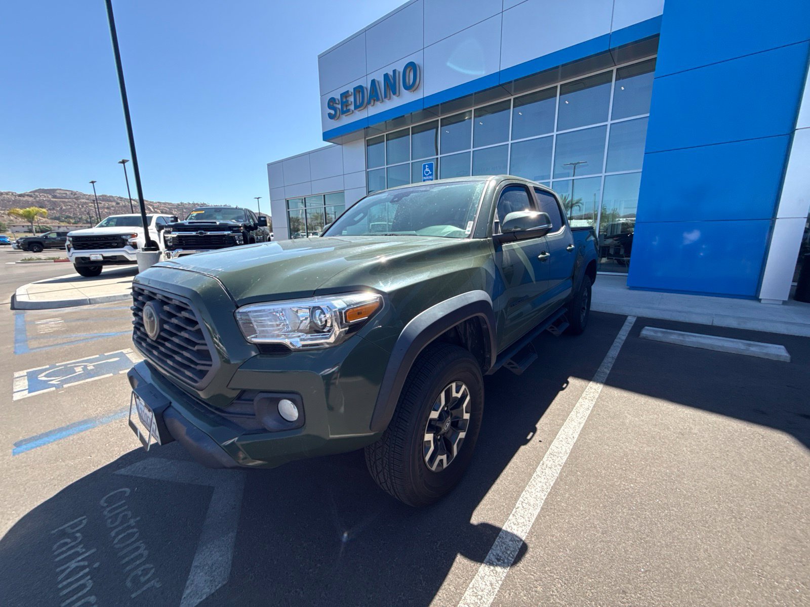 Used 2021 Toyota Tacoma TRD Off-Road w/ Technology Package RWD image 3