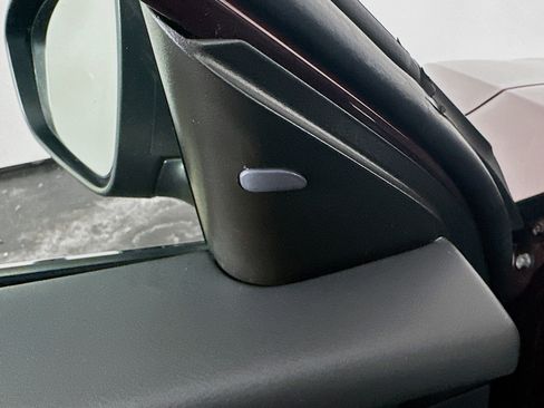 Used 2025 Nissan Altima 2.5 SV image 16