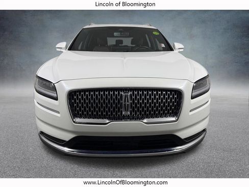 Used 2023 Lincoln Nautilus Reserve AWD/4WD image 10