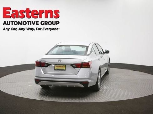 Used 2023 Nissan Altima 2.5 S FWD image 37