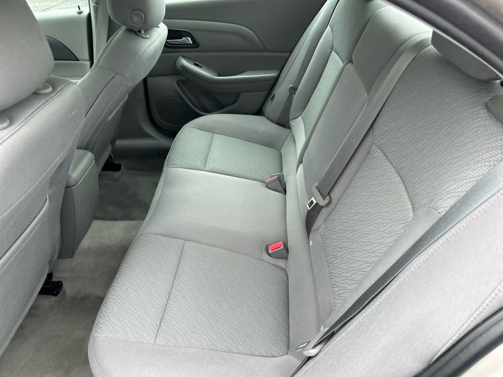 Used 2015 Chevrolet Malibu LS FWD image 21