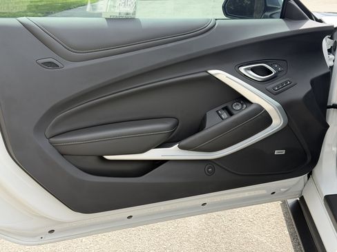 Used 2023 Chevrolet Camaro SS RWD image 12
