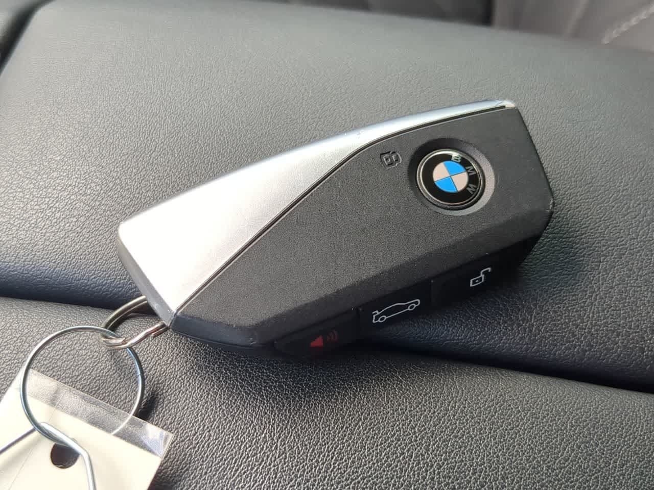 Used 2024 BMW X5 xDrive50e AWD/4WD image 37