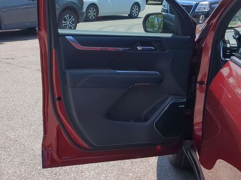 New 2025 GMC Acadia Elevation image 19