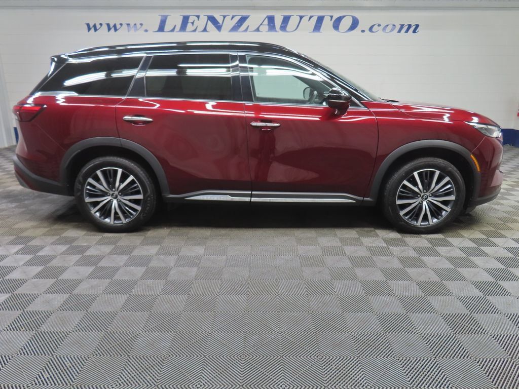 Used 2023 INFINITI QX60 Autograph AWD/4WD image 2