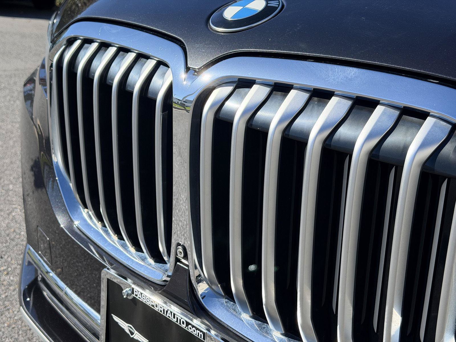 Used 2021 BMW X7 xDrive40i AWD/4WD image 7