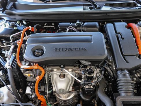 Used 2024 Honda Accord Sport image 31