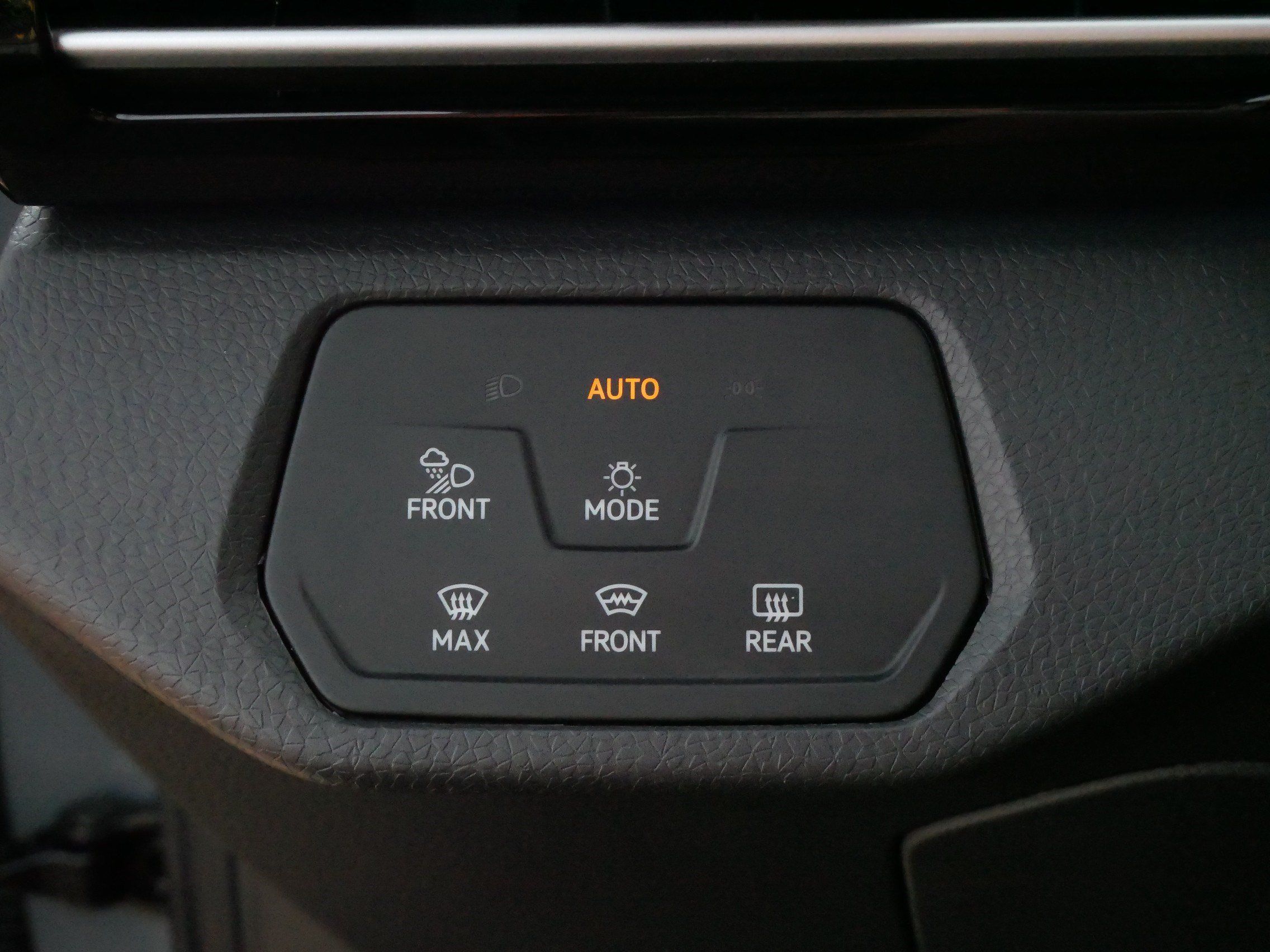 Certified 2023 Volkswagen ID.4 Pro S AWD/4WD image 25