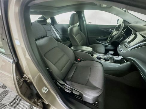 Used 2024 Chevrolet Malibu LT image 29