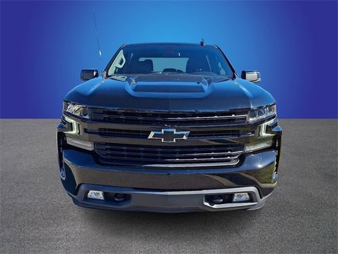 Used 2021 Chevrolet Silverado 1500 RST image 2