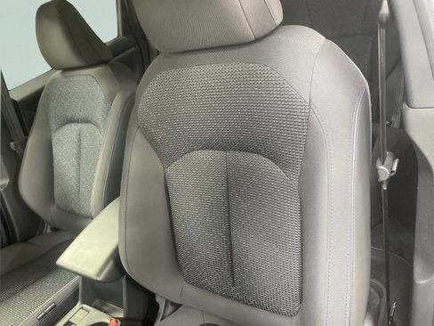 Used 2025 Subaru Forester Premium AWD/4WD image 13