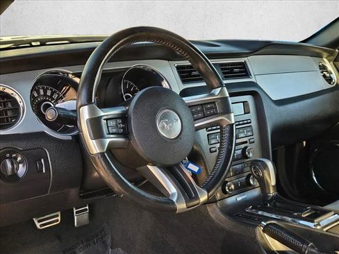 Used 2014 Ford Mustang Premium image 14