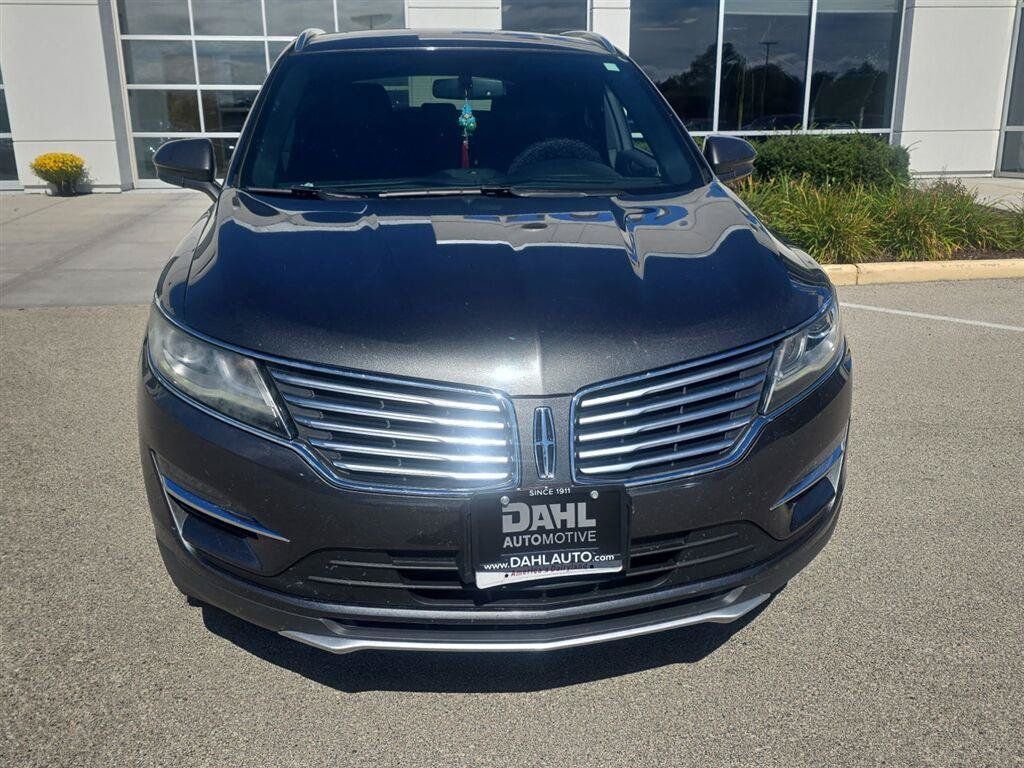 Used 2017 Lincoln MKC Select w/ Select Plus Package AWD/4WD image 2