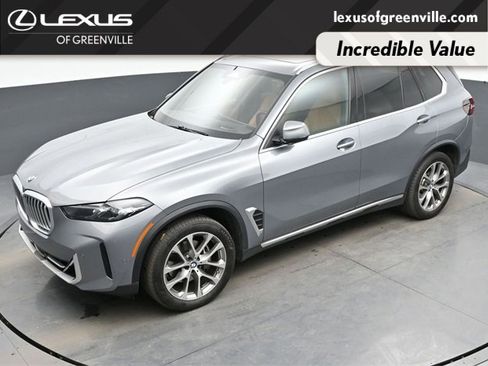 Used 2024 BMW X5 xDrive40i w/ Parking Assistance Package image 50