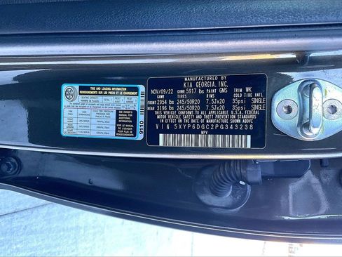 Used 2023 Kia Telluride S image 34