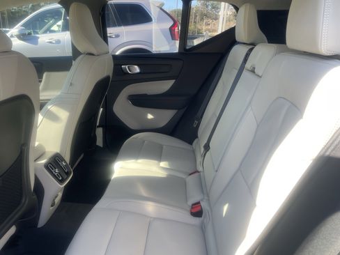 New 2025 Volvo XC40 B5 Plus w/ Protection Package Premier image 12