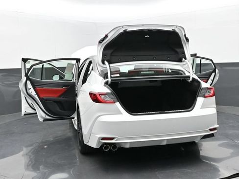 Used 2025 Toyota Camry XSE FWD image 35