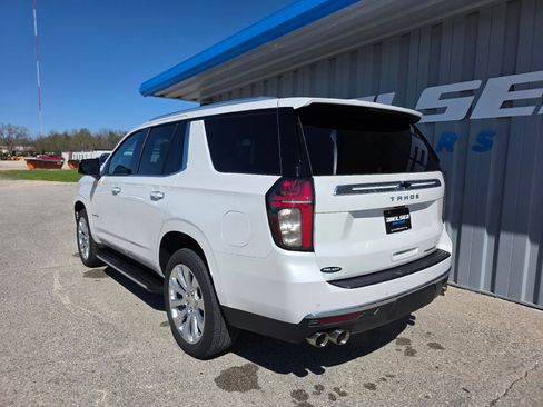 Used 2021 Chevrolet Tahoe Premier AWD/4WD image 9