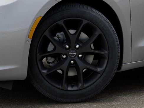 New 2026 Chrysler Pacifica Select image 8