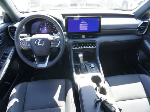 Used 2026 Lexus IS 350 F Sport RWD image 2