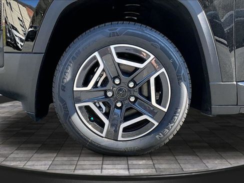 New 2026 Jeep Cherokee Limited AWD/4WD image 11