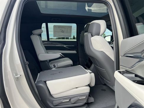 New 2026 Cadillac Escalade IQL Sport 1 image 33