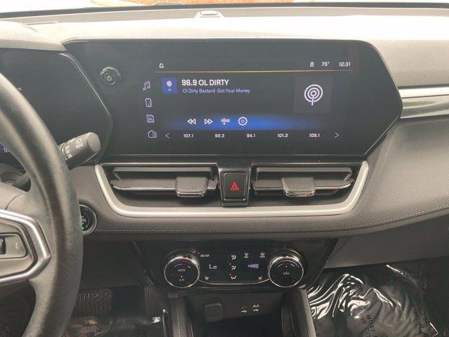 Used 2024 Chevrolet TrailBlazer LT w/ Convenience Package AWD/4WD image 19